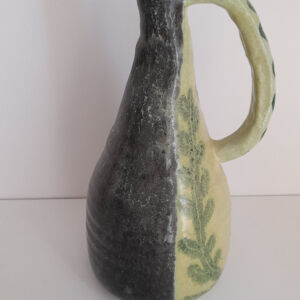 Vase-sculpture en faïence fine, attribué à l'atelier d'Accolay, circa 1960, modernisme organique français avec influences Wabi Sabi