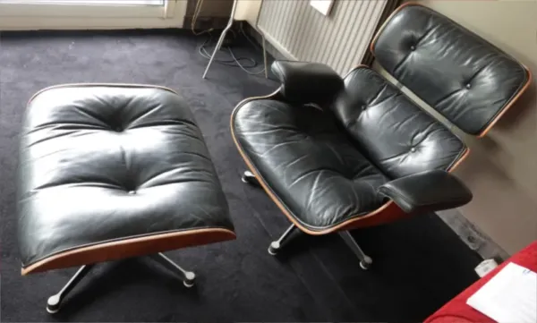 Fauteuil lounge et ottoman Eames Lounge Chair and Ottoman design Charles & Ray Eames édition Herman Miller circa 1970s palissandre cuir noir piètement aluminium laqué noir authentique
