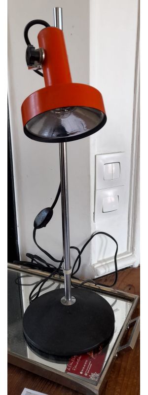 Lampadaire design moderne en métal et plastique, années 1960-1970, avec abat-jour rouge vif