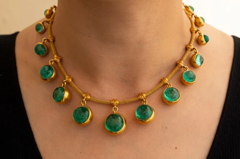 Collier Art Nouveau en Or avec Pendentifs en Émeraude, René Lalique, Fin 19ème Siècle