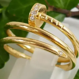 Bague Juste un Clou Cartier Or Diamants XXIe Siècle