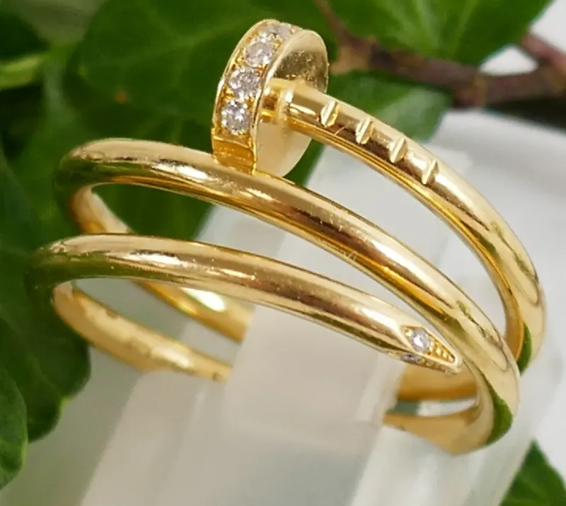 Bague Juste un Clou Cartier Or Diamants XXIe Siècle
