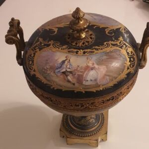 Vase en Porcelaine Napoléon III Doré XIXe Siècle