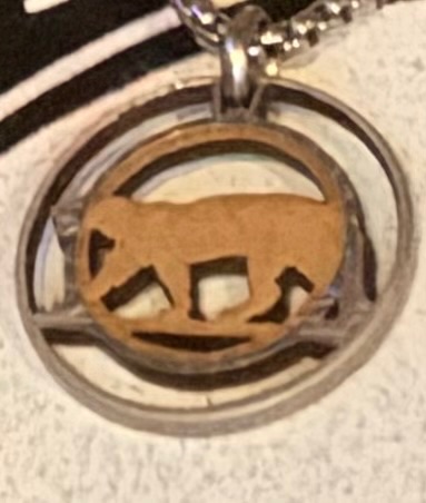 Pendentif Globe Lion Bois Métal Début 20ème Siècle